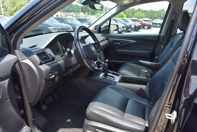 2020 Honda Pilot EX-L AWD - 22933613 - 32