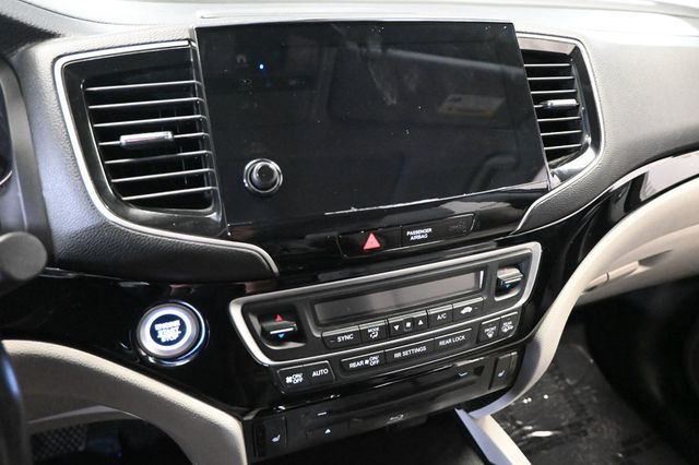 2020 Honda Pilot Touring 8-Passenger - 23101112 - 12