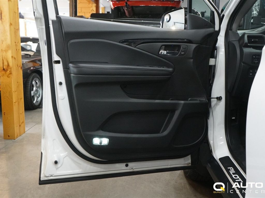 2020 Honda Pilot Touring 8-Passenger AWD - 22910478 - 13