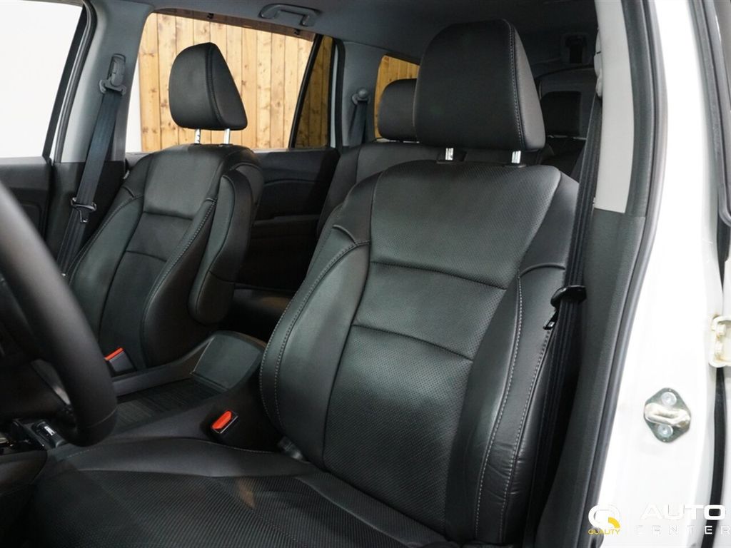 2020 Honda Pilot Touring 8-Passenger AWD - 22910478 - 23