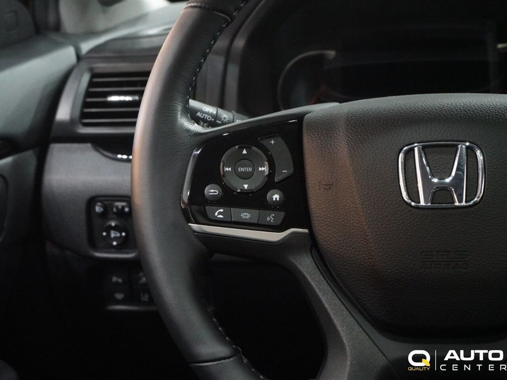 2020 Honda Pilot Touring 8-Passenger AWD - 22910478 - 30