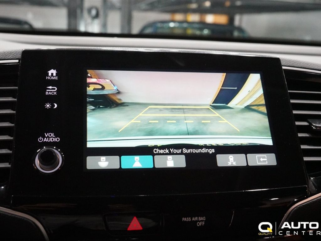2020 Honda Pilot Touring 8-Passenger AWD - 22910478 - 41