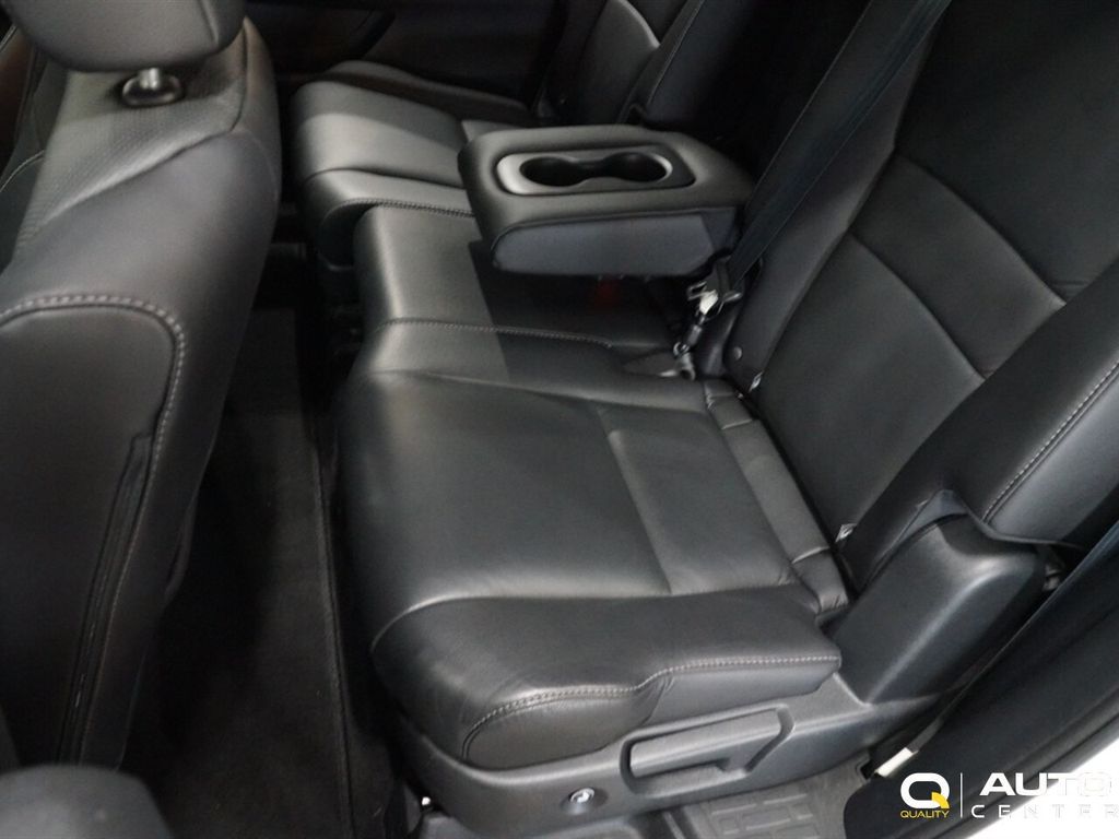 2020 Honda Pilot Touring 8-Passenger AWD - 22910478 - 44