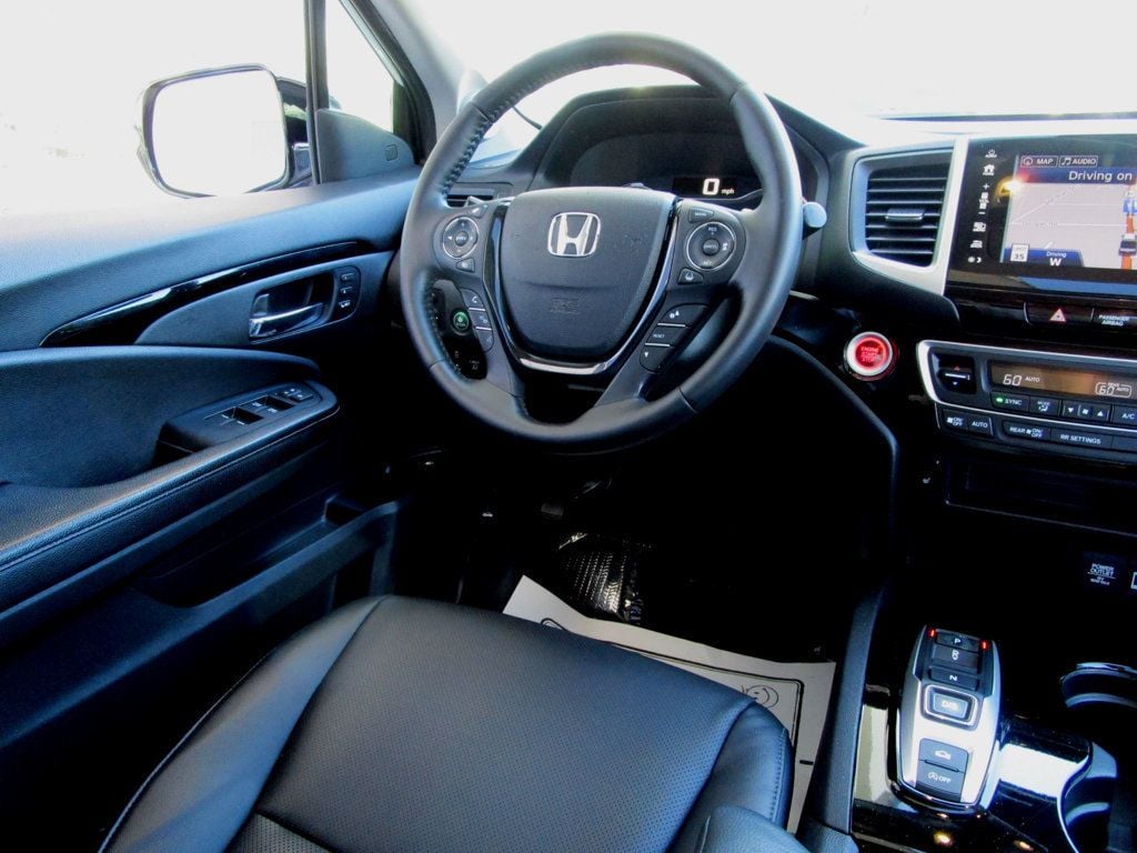 2020 Honda Ridgeline RTL-E AWD - 23043293 - 18