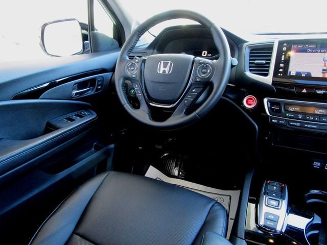 2020 Honda Ridgeline RTL-E AWD - 23043293 - 18