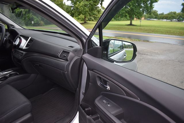 2020 Honda Ridgeline Sport AWD - 23052566 - 30