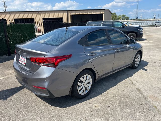 2020 Hyundai Accent SE - 23071711 - 3