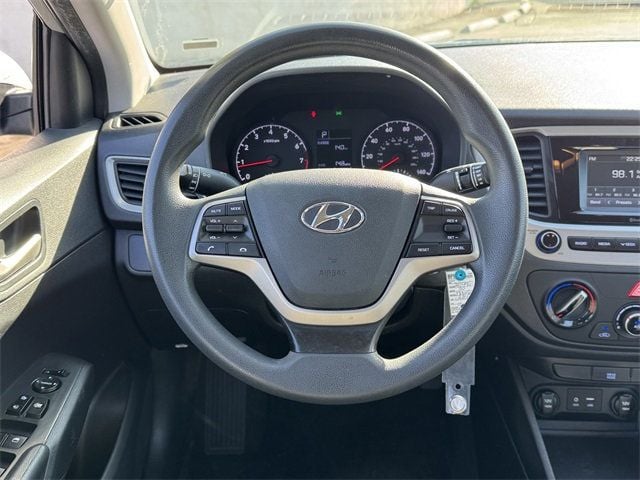 2020 Hyundai Accent SE Sedan IVT - 22692410 - 22