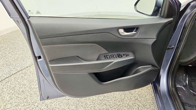 2020 Hyundai Accent SE Sedan IVT - 23093240 - 9