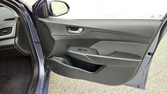 2020 Hyundai Accent SE Sedan IVT - 23093240 - 23
