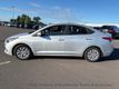 2020 Hyundai Accent SE Sedan Manual - 23072956 - 3