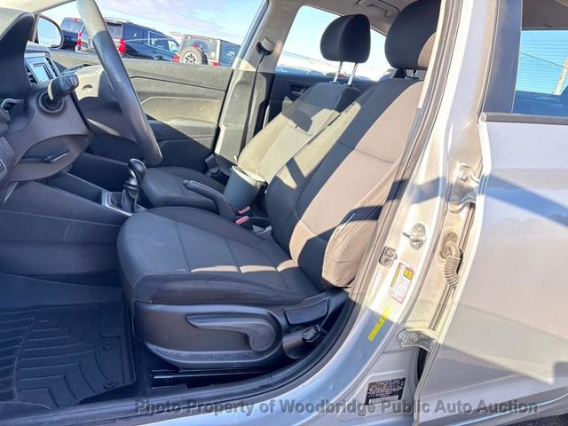 2020 Hyundai Accent SE Sedan Manual - 23072956 - 7