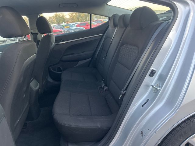 2020 Hyundai Elantra SE - 22945144 - 6