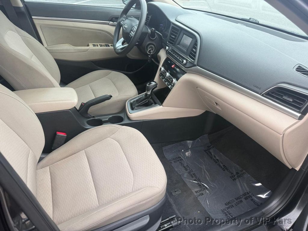 2020 Hyundai Elantra SE IVT - 22964408 - 9