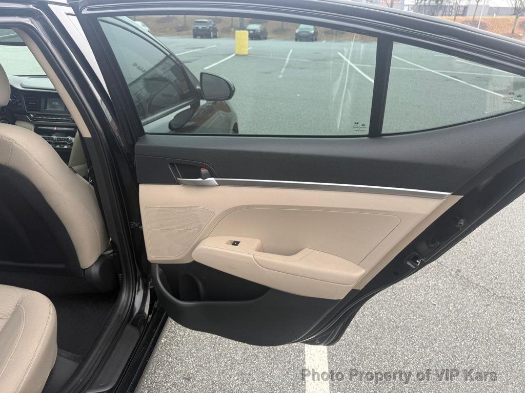2020 Hyundai Elantra SE IVT - 22964408 - 12