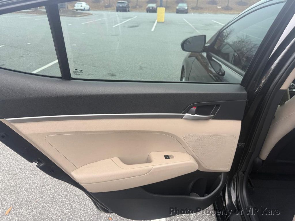 2020 Hyundai Elantra SE IVT - 22964408 - 14