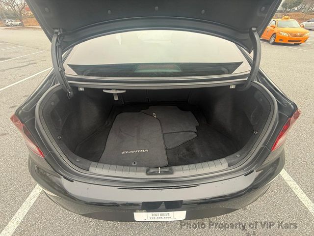 2020 Hyundai Elantra SE IVT - 22964408 - 18