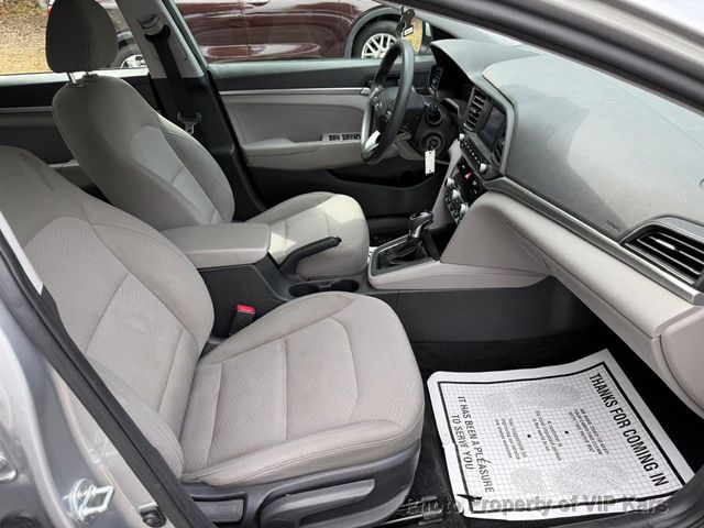 2020 Hyundai Elantra SE IVT - 23023520 - 11