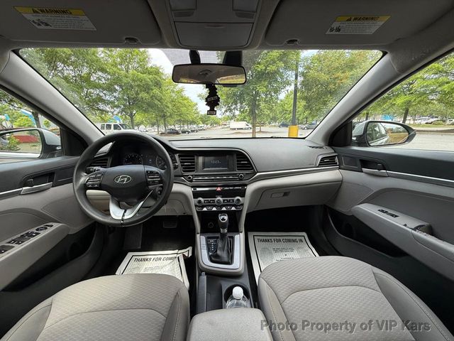2020 Hyundai Elantra SE IVT - 23023520 - 15