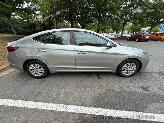 2020 Hyundai Elantra SE IVT - 23023520 - 3