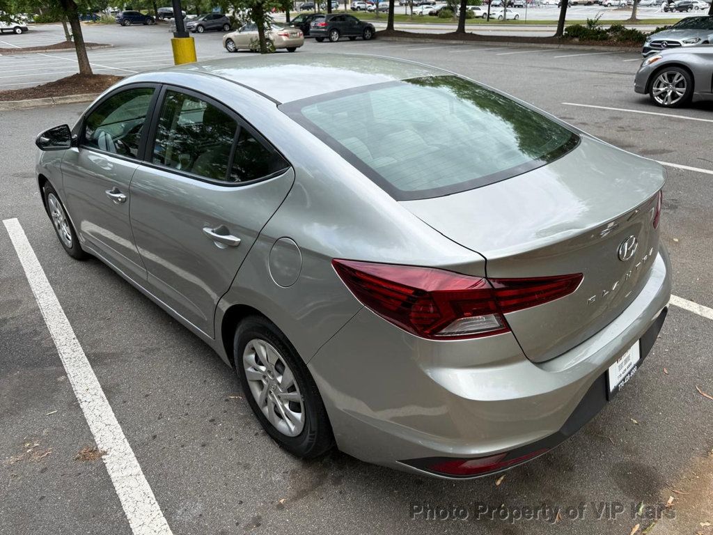 2020 Hyundai Elantra SE IVT - 23023520 - 6