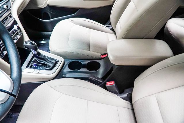 2020 Hyundai Elantra SE IVT - 22996901 - 15