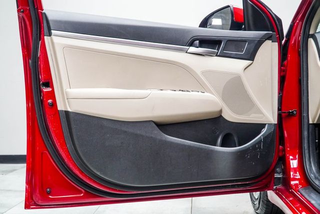 2020 Hyundai Elantra SE IVT - 22996901 - 25