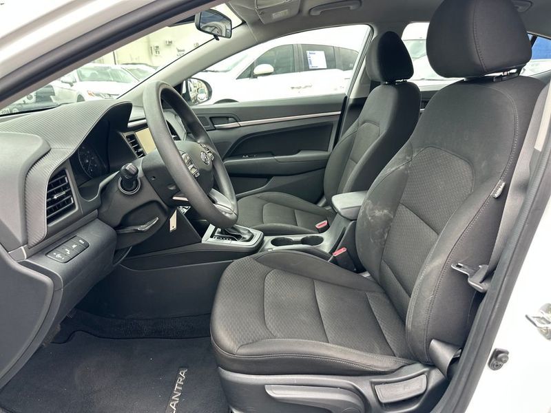 2020 Hyundai Elantra SEL - 23024140 - 12
