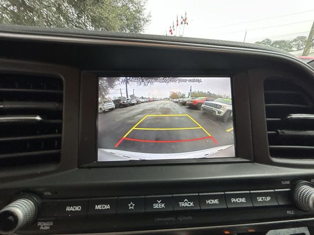 2020 Hyundai Elantra SEL - 22952656 - 17