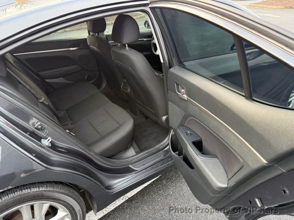 2020 Hyundai Elantra SEL IVT - 22987437 - 9