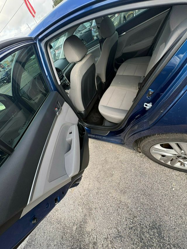 2020 Hyundai Elantra SEL IVT - 22953169 - 10