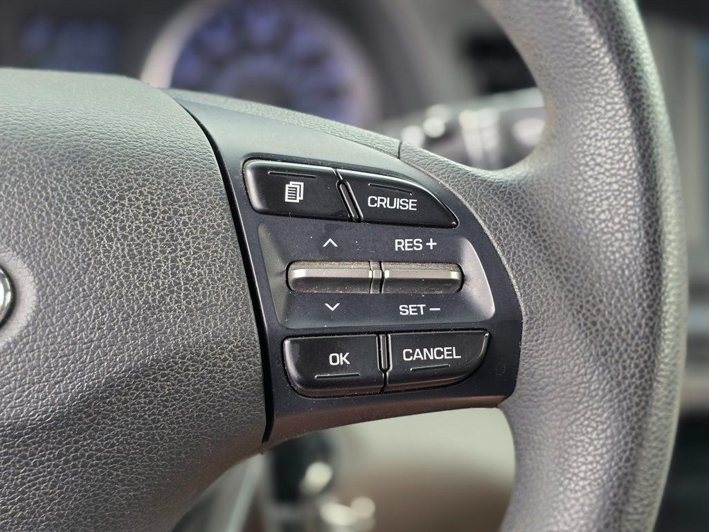 2020 Hyundai Elantra SEL IVT - 22975431 - 24