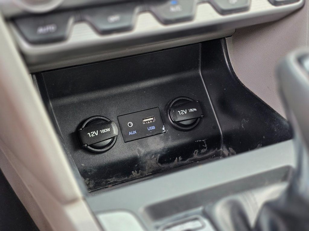 2020 Hyundai Elantra SEL IVT - 22975431 - 28