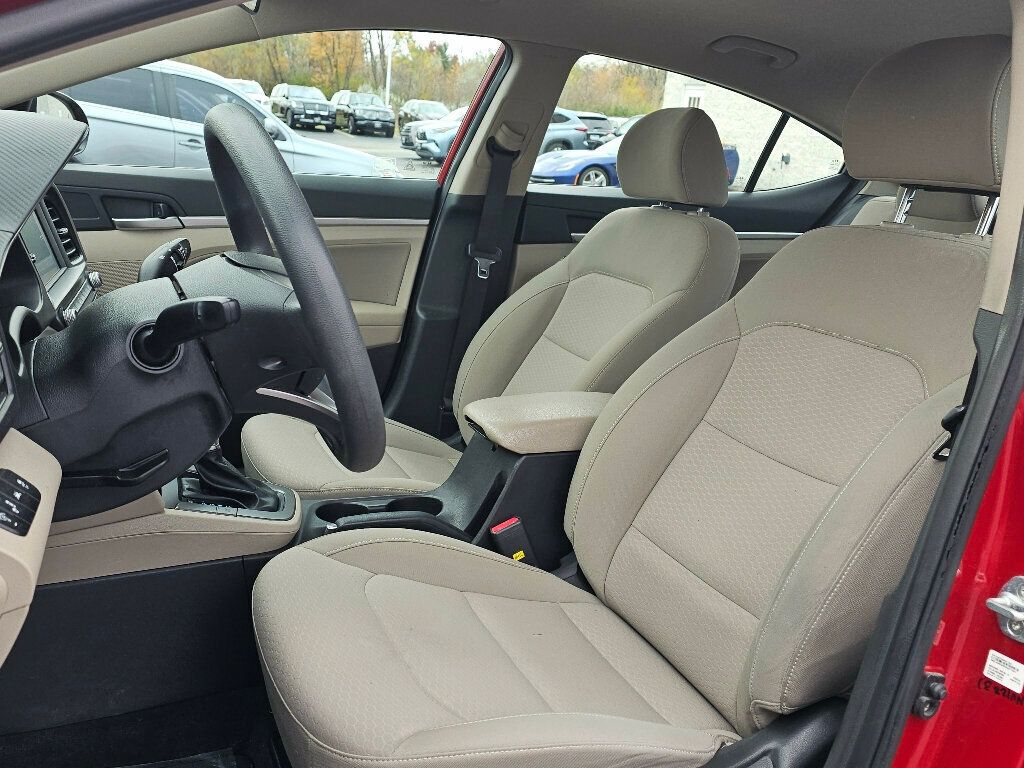 2020 Hyundai Elantra SEL IVT - 22943410 - 13
