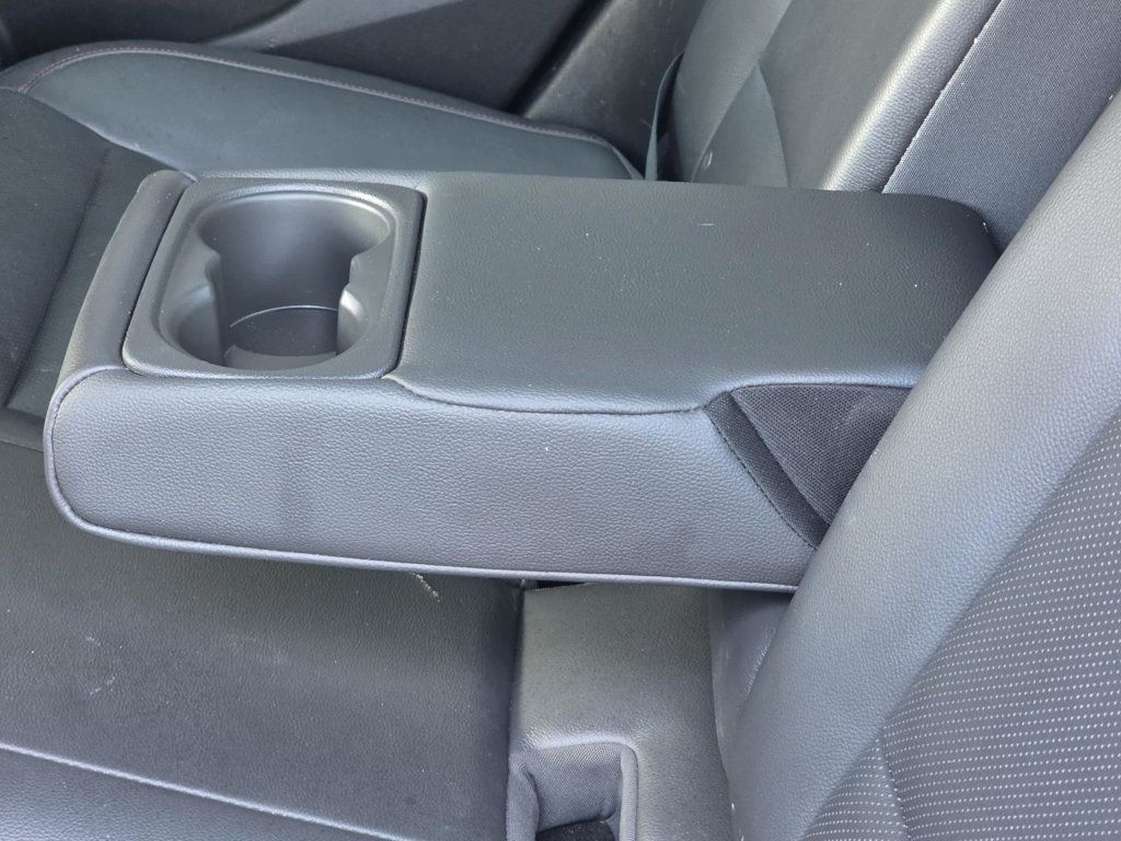 2020 Hyundai Elantra Sport photo 10