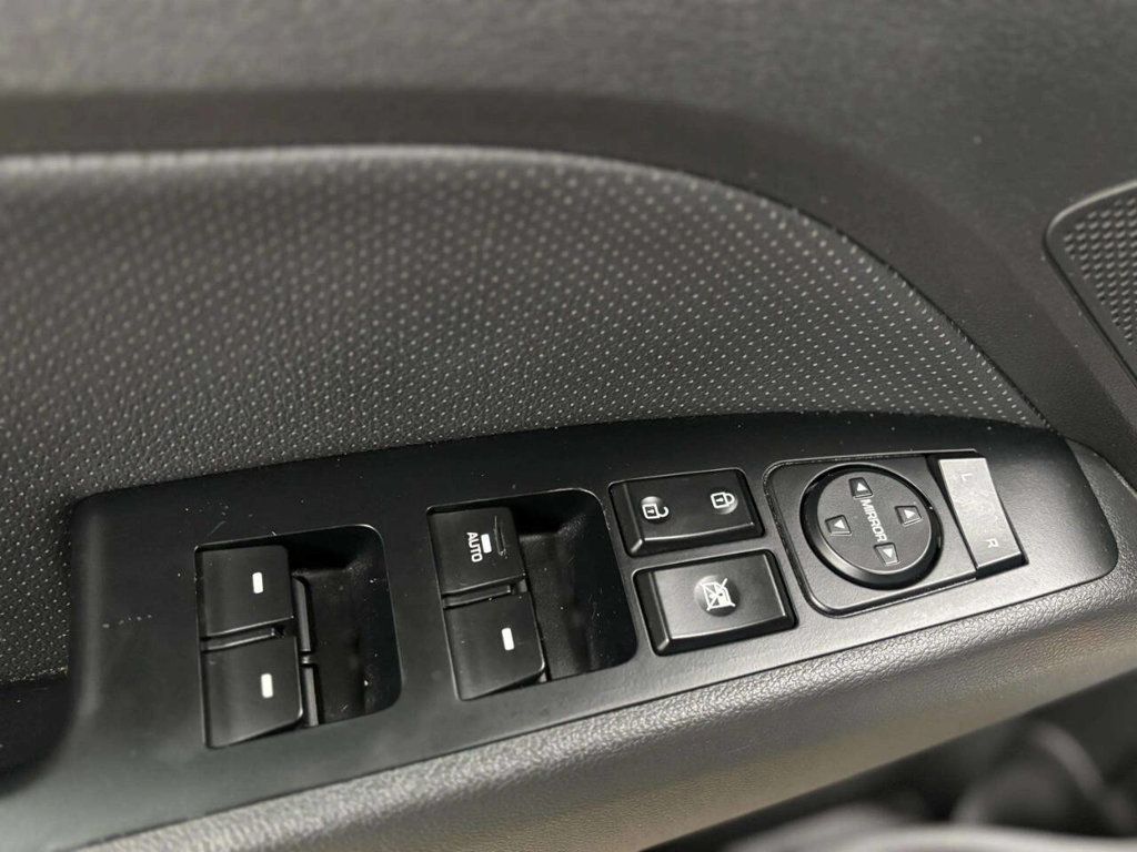 2020 Hyundai Elantra Sport DCT - 23009020 - 27