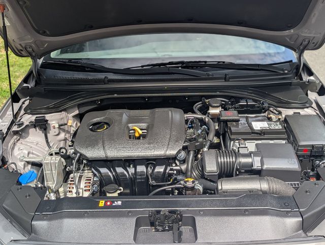 2020 Hyundai Elantra Value Edition IVT - 23069065 - 19