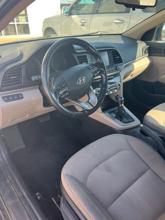 2020 Hyundai Elantra Value Edition IVT - 22824741 - 1