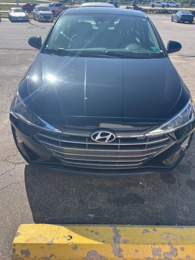 2020 Hyundai Elantra Value Edition IVT - 22824741 - 3