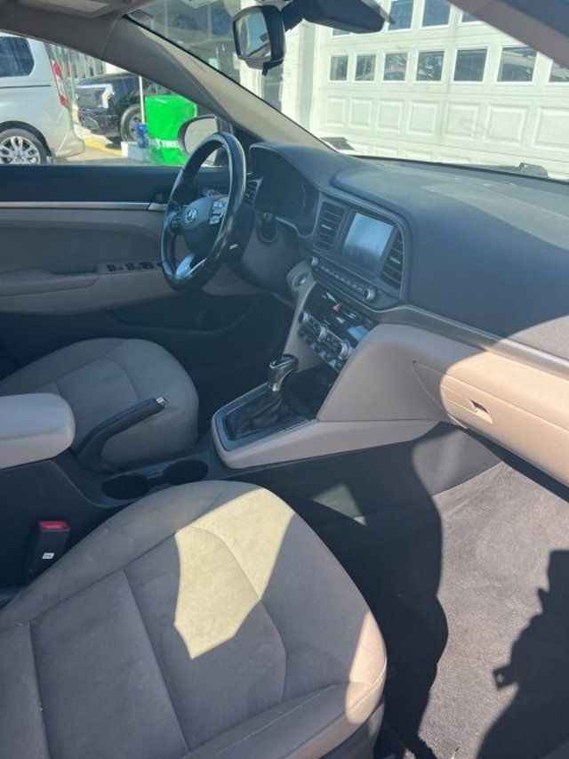 2020 Hyundai Elantra Value Edition IVT - 22824741 - 8