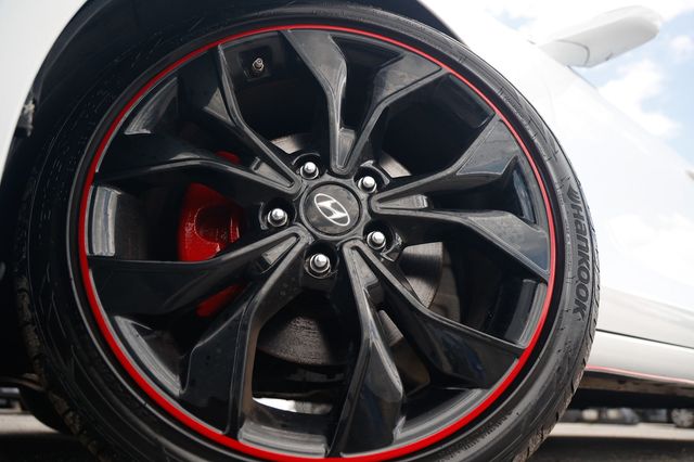 2020 Hyundai Elantra GT N Line Automatic - 23048552 - 31