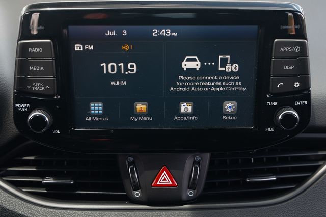 2020 Hyundai Elantra GT N Line Automatic - 23048552 - 33
