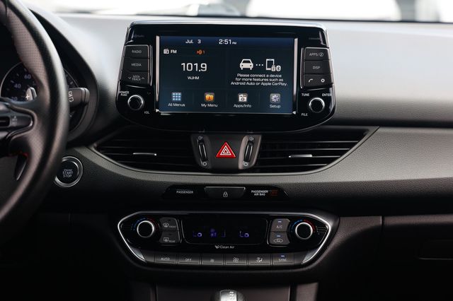 2020 Hyundai Elantra GT N Line Automatic - 23048552 - 35