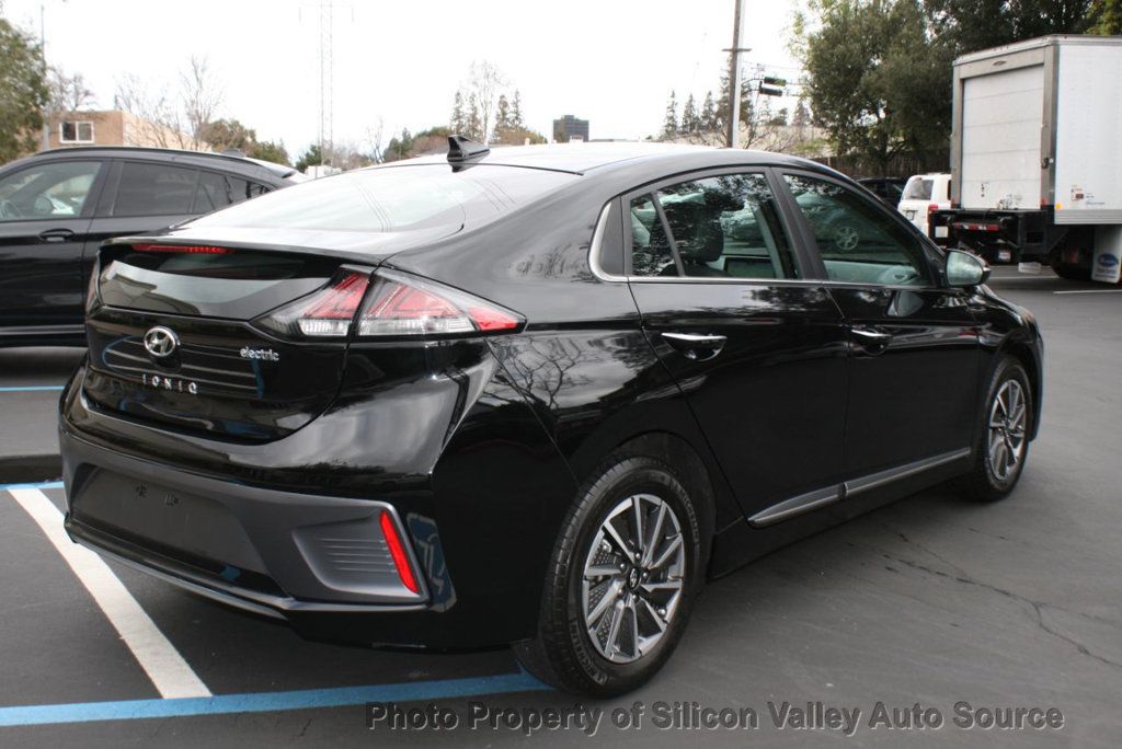 2020 Hyundai Ioniq Electric Limited Hatchback - 22292702 - 11