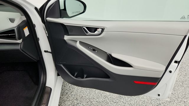 2020 Hyundai Ioniq Electric Limited Hatchback - 22955651 - 26