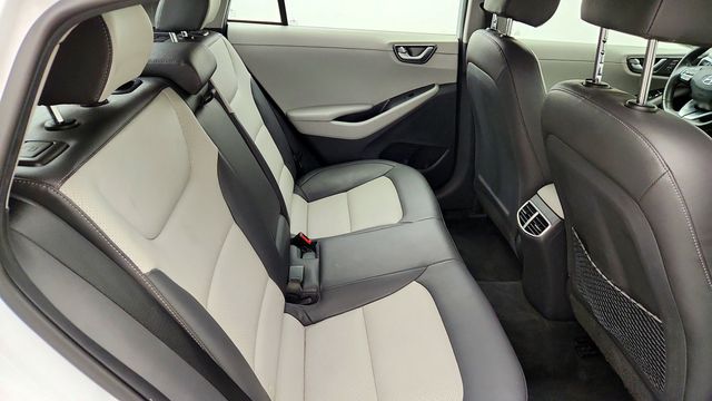 2020 Hyundai Ioniq Electric Limited Hatchback - 23089236 - 24