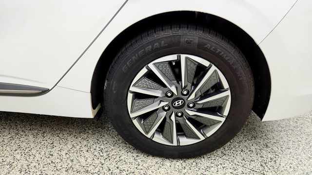 2020 Hyundai Ioniq Electric Limited Hatchback - 23089236 - 8