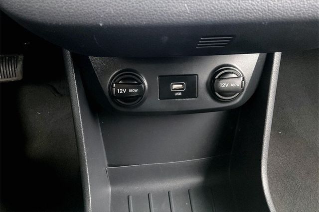 2020 Hyundai Ioniq Electric SE Hatchback - 22969465 - 24