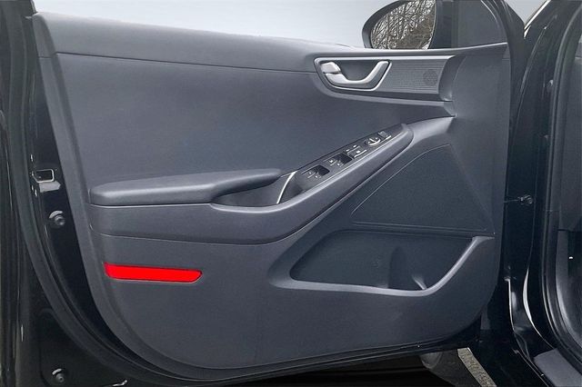 2020 Hyundai Ioniq Electric SE Hatchback - 22969465 - 8