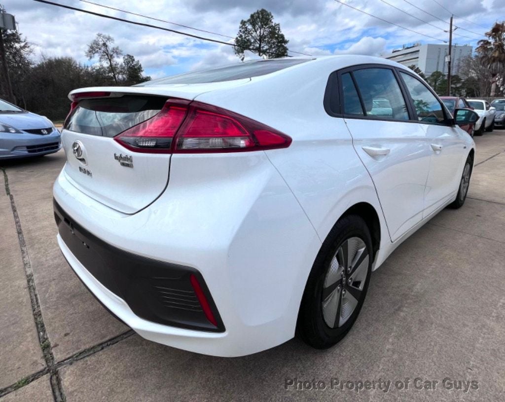 2020 Hyundai Ioniq Hybrid 10 years 100k miles factory warranty - 22261150 - 6